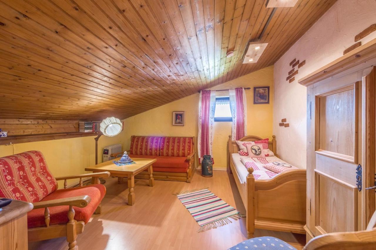 Direkt Zwischen Chiemsee U Alpen Dg แบร์เนา อัม คีมเซ ภายนอก รูปภาพ