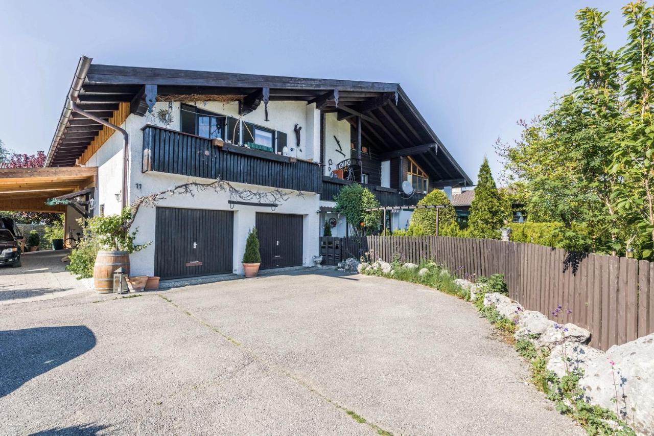 Direkt Zwischen Chiemsee U Alpen Dg แบร์เนา อัม คีมเซ ภายนอก รูปภาพ